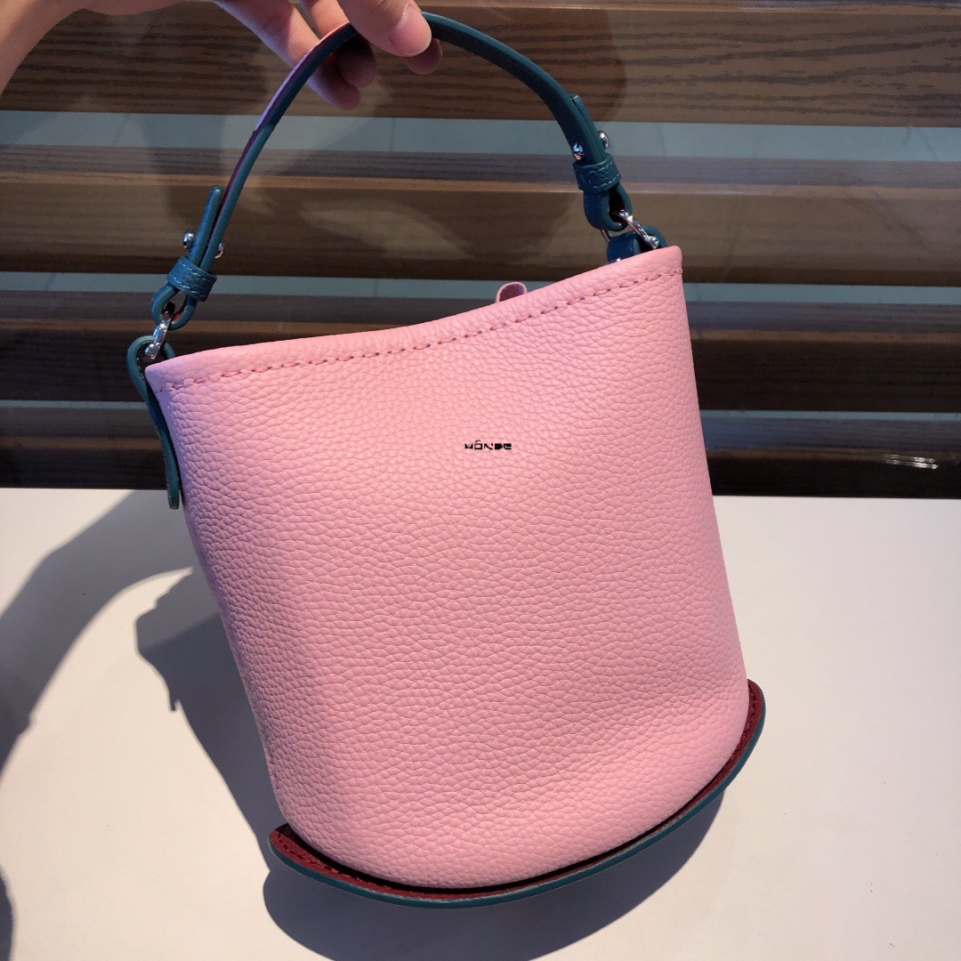 0a40f447fdfb2cda9b31b63a4a259a98_1757916501_9899.jpg 0a40f447fdfb2cda9b31b63a4a259a98_1757916501_9899.jpg