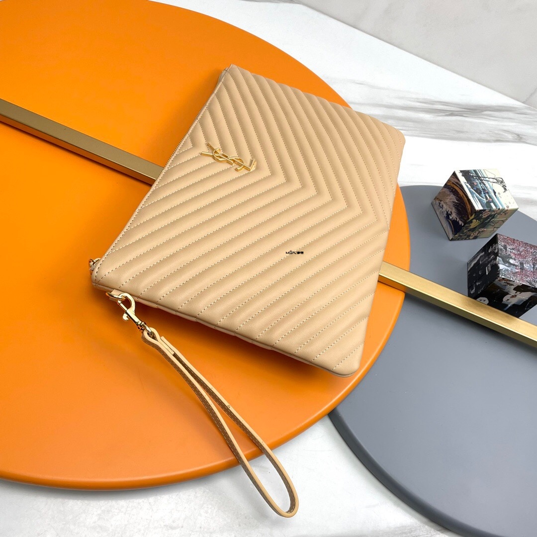 10cc94c1138bdf5b12d8f53076642b51_1758774768_0346.jpg 10cc94c1138bdf5b12d8f53076642b51_1758774768_0346.jpg