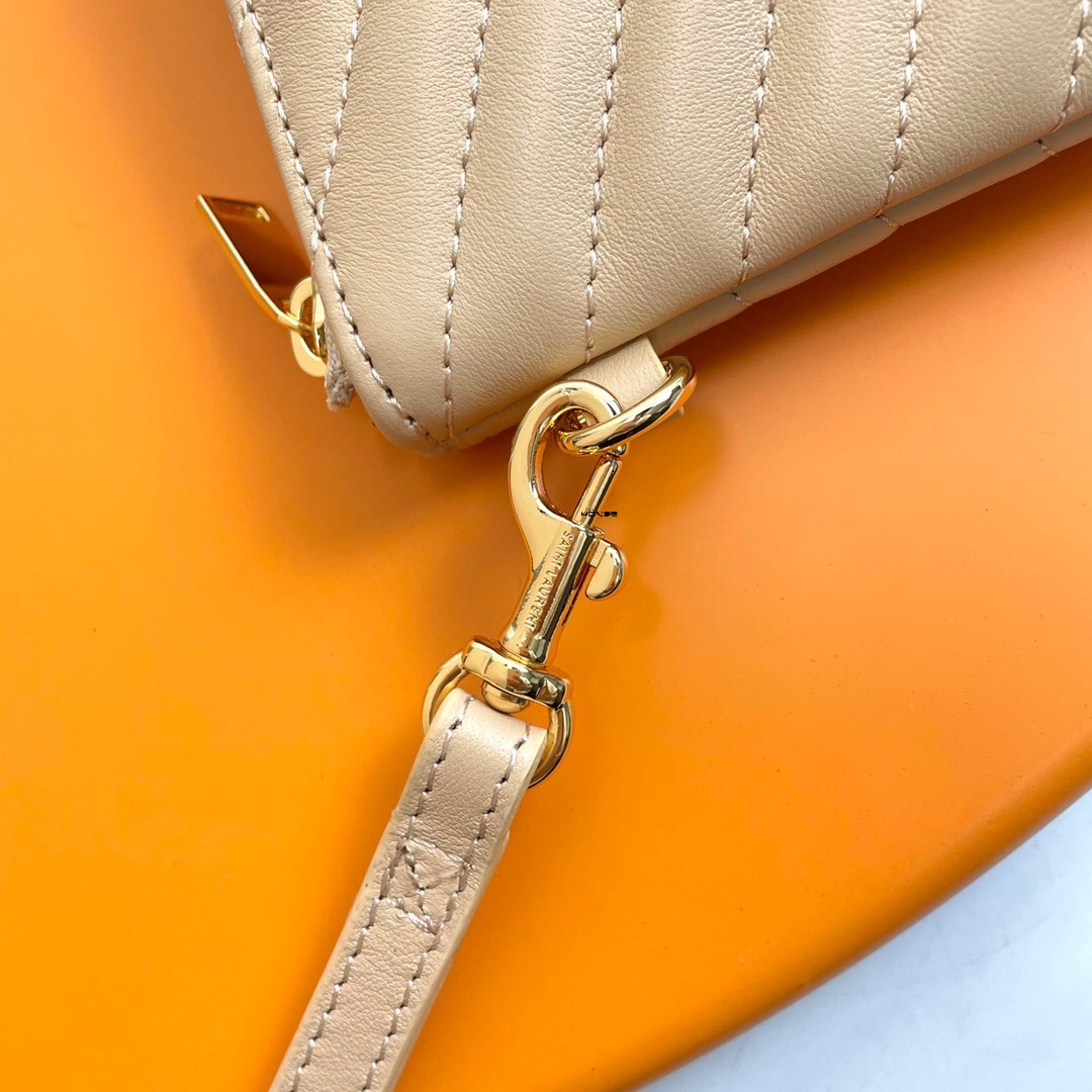 10cc94c1138bdf5b12d8f53076642b51_1758774784_6087.jpg 10cc94c1138bdf5b12d8f53076642b51_1758774784_6087.jpg