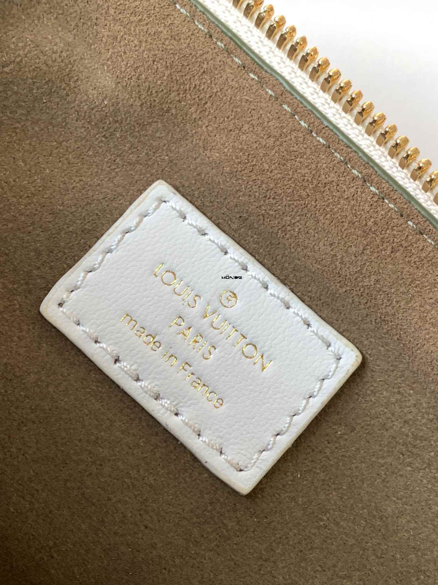 1a9added422eb28d96ad3fed83b65b97_1763964956_2511.jpg 1a9added422eb28d96ad3fed83b65b97_1763964956_2511.jpg