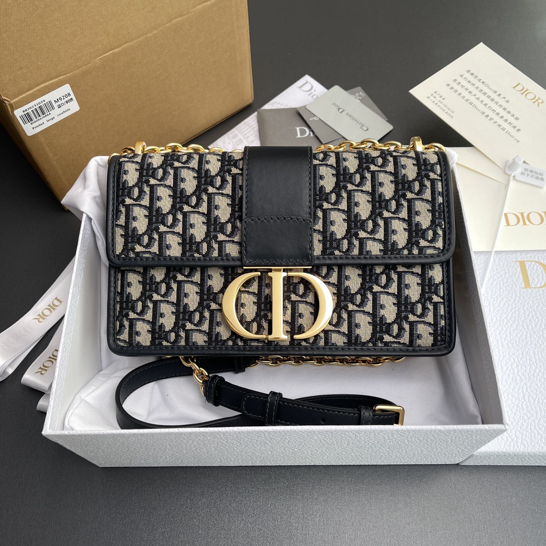 7798e77eb0a81a94231e6f8782c31270_1767989218_667.jpg 7798e77eb0a81a94231e6f8782c31270_1767989218_667.jpg