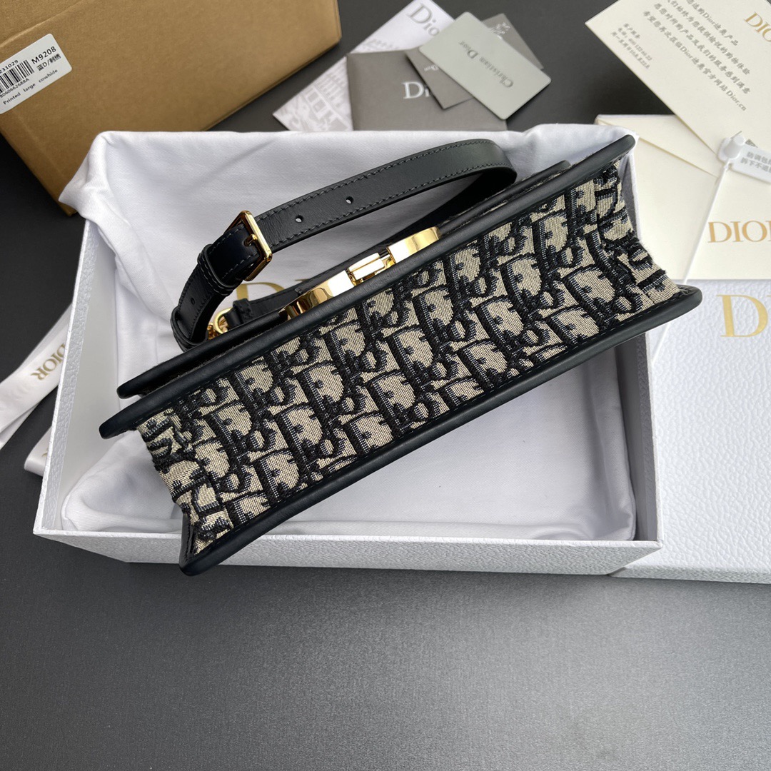 7798e77eb0a81a94231e6f8782c31270_1767989227_8549.jpg 7798e77eb0a81a94231e6f8782c31270_1767989227_8549.jpg