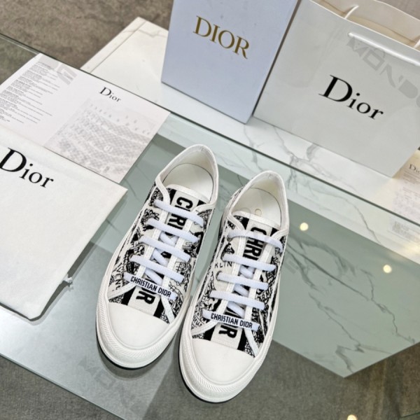 디올 WALK N DIOR 스니커즈