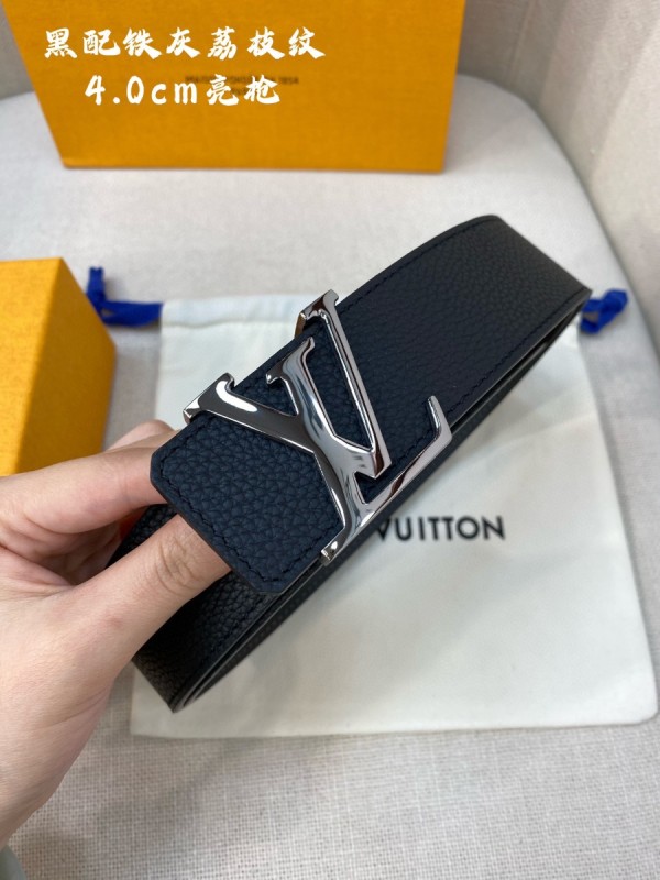 루이비통 LV 이니셜 토뤼옹 리버서블 벨트 40mm