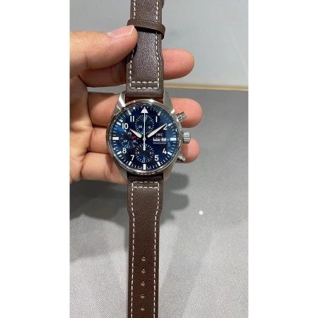 IWC 파일럿 워치 크로노그래프 
