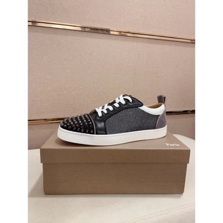 크리스찬 루부탱 루이스 주니어 스파이크 스니커즈