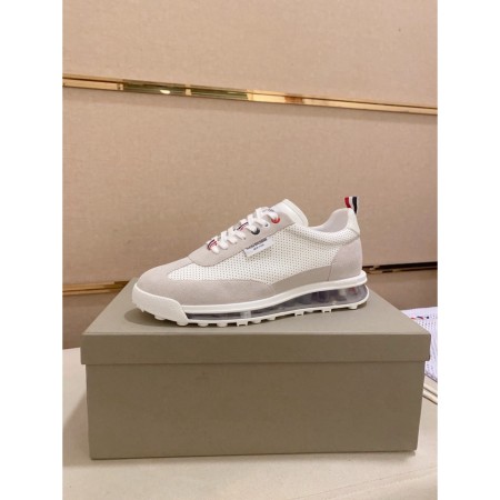 톰브라운 비텔로 클리어 솔 테크 러너