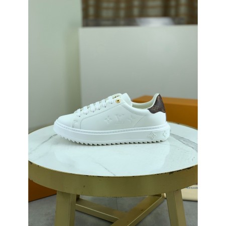 루이비통 타임아웃 스니커즈