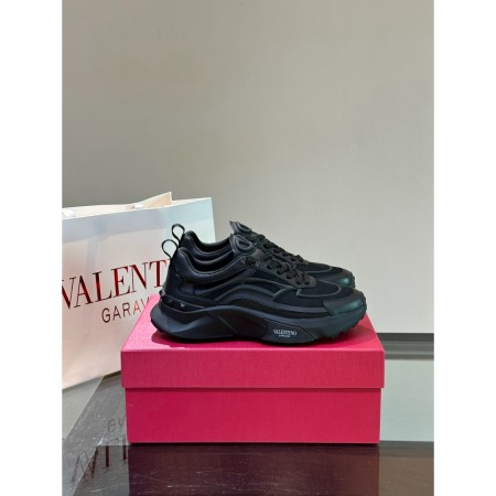 발렌티노 로우탑 남성 스니커즈