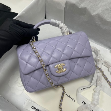 샤넬 뉴미니 탑핸들백