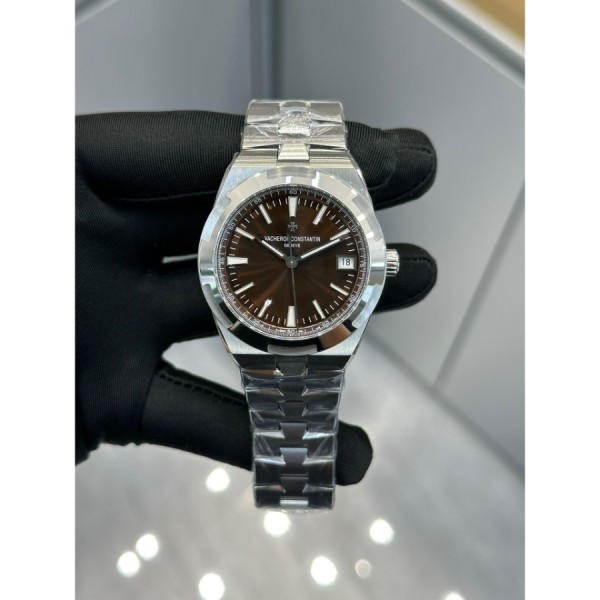 바퀘론 콘스탄틴 오버시즈 셀프 와인딩 41mm