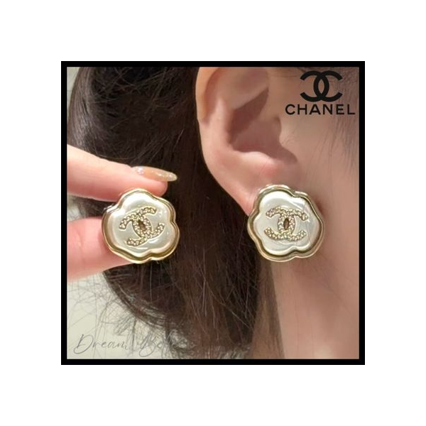 샤넬 스터드 이어링