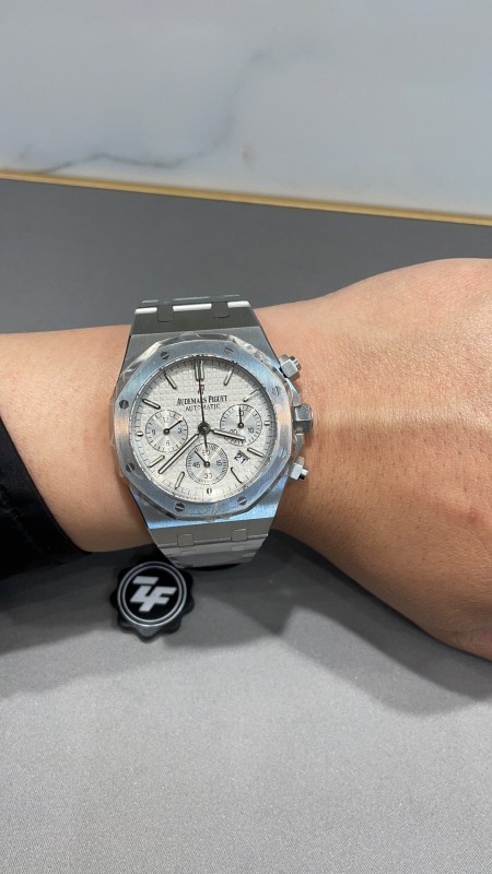 오데마피게 로얄오크 흰판 41mm