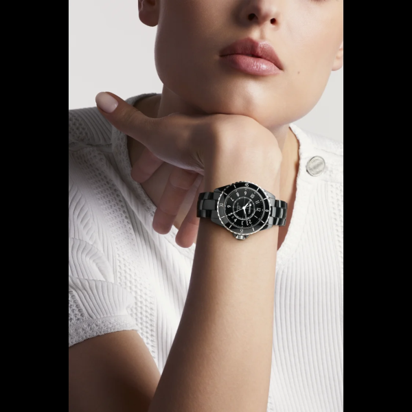 샤넬 J12 워치 38mm