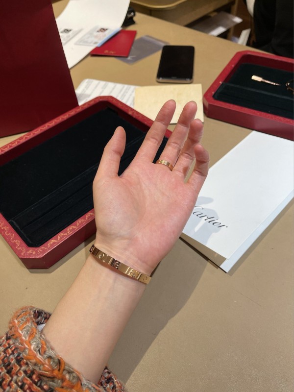 까르띠에 러브 팔찌