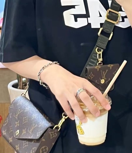 구찌 인터로킹 체인 팔찌