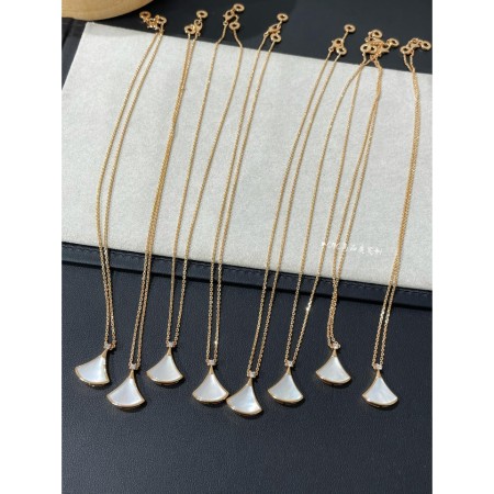 불가리 디바스드림 목걸이