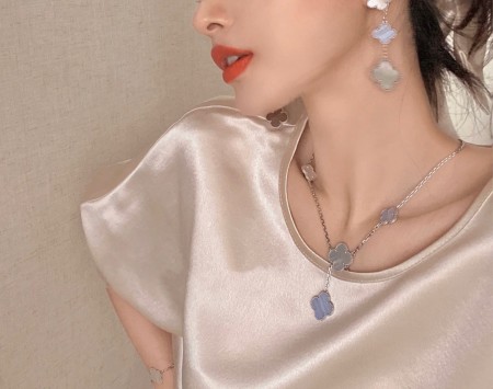 반클리프 아펠 빈티지 알함브라 펜던트