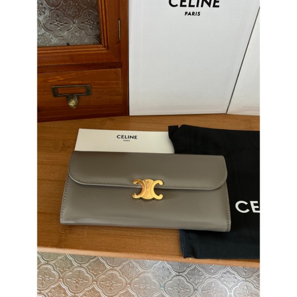 셀린느 트리오페 장지갑