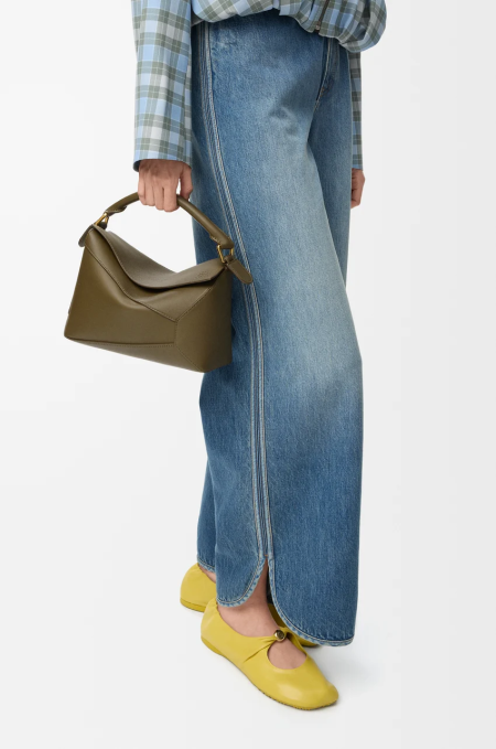 로에베 퍼즐 백 미디엄