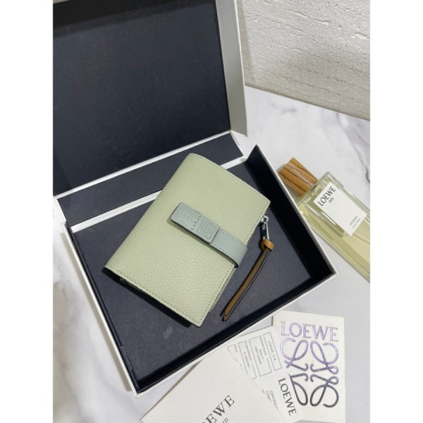 로에베 슬림 집 반지갑