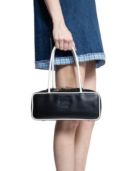 미우미우 가죽 보 백