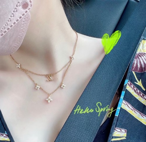 루이비통 LV 플로라그램 목걸이