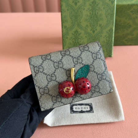 구찌 수프림 캔버스 체리 장식 카드 지갑