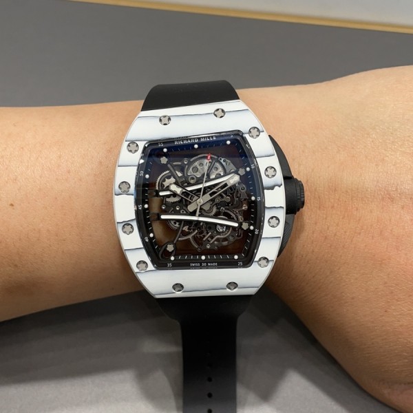 리차드 밀 RM61-01