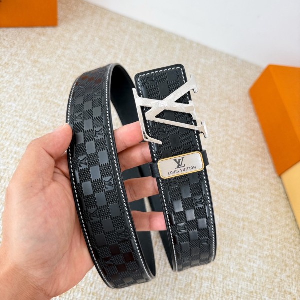 루이비통 lv 이니셜 리버서블 벨트 38MM