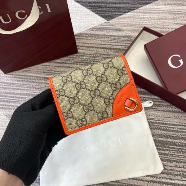 구찌 GG 엠블럼 지갑