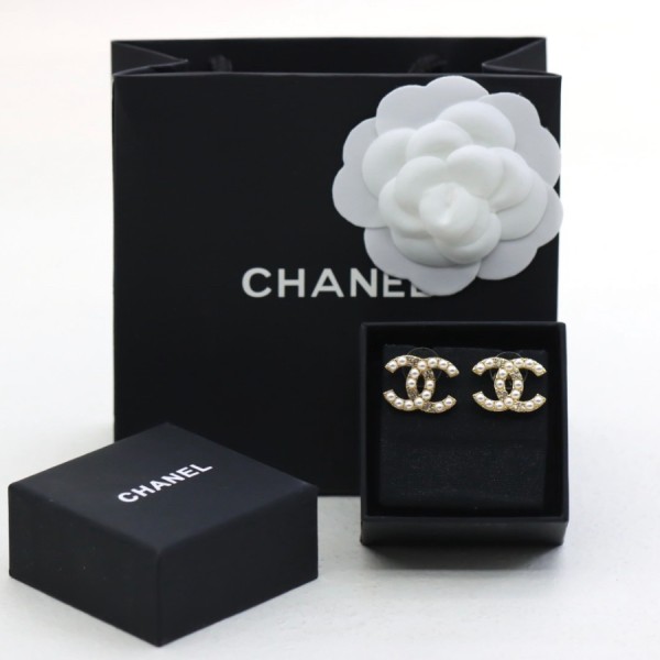 샤넬 귀걸이