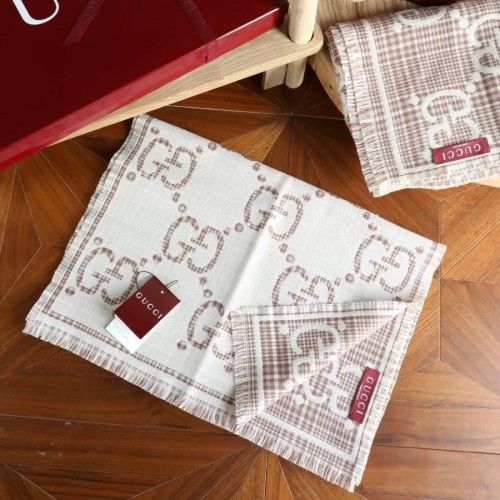 구찌 울 스카프