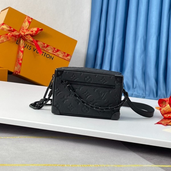 루이비통 미니 소프트 트렁크백