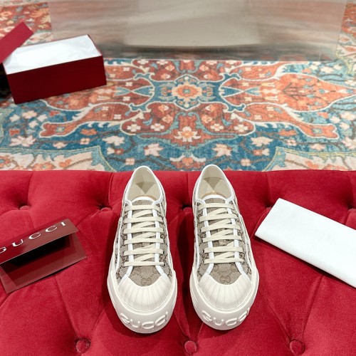 구찌 청키 여성 스니커즈