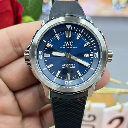 IWC 아쿠아타이머 크로노그래프 42mm
